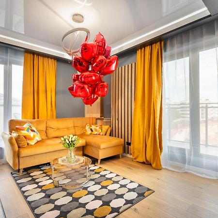 Sunflower - Chic Loft In Tineretului Bucharest Exterior photo