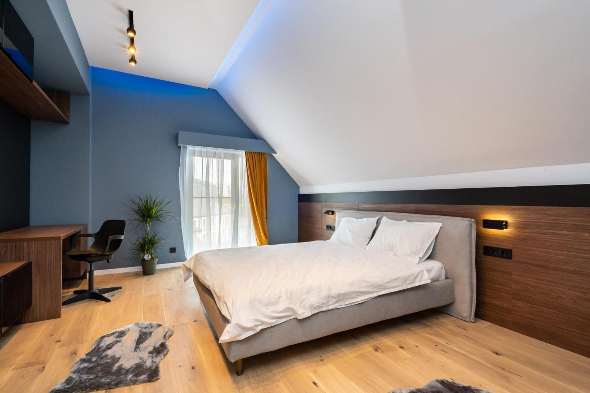 Sunflower - Chic Loft In Tineretului Bucharest Exterior photo