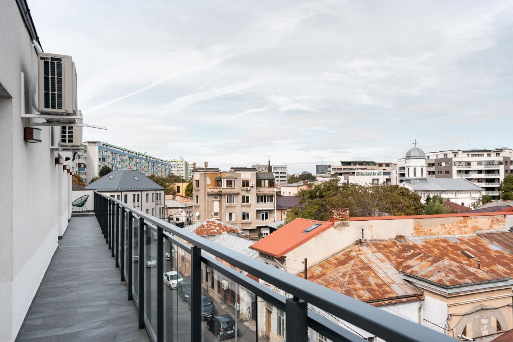 Sunflower - Chic Loft In Tineretului Bucharest Exterior photo